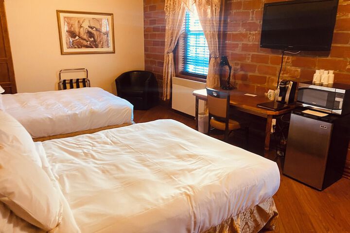 Room 8 of 52
