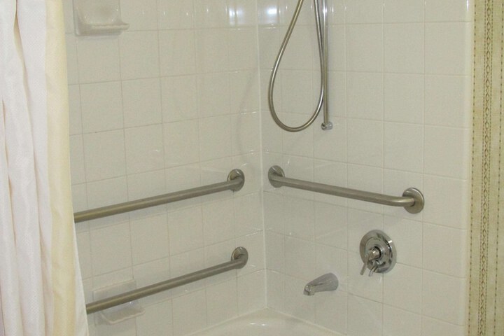 Hilton Garden Inn Addison