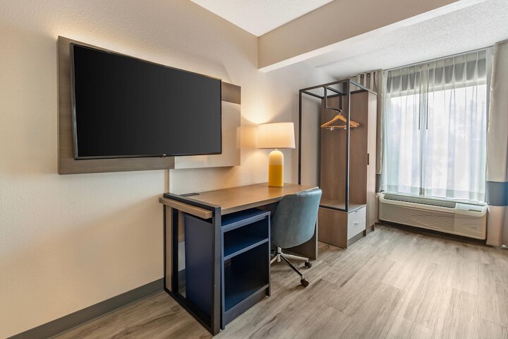 Comfort Inn & Suites Cookeville