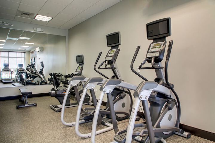 Holiday Inn & Suites Peoria at Grand Prairie by IHG