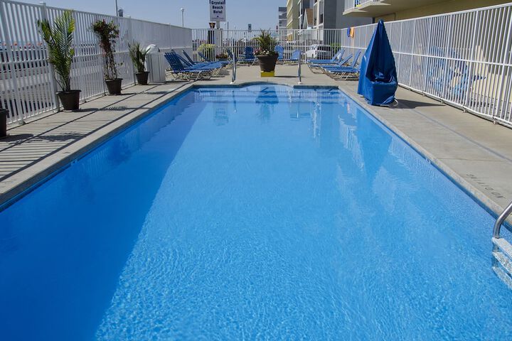 Pool 6 of 37