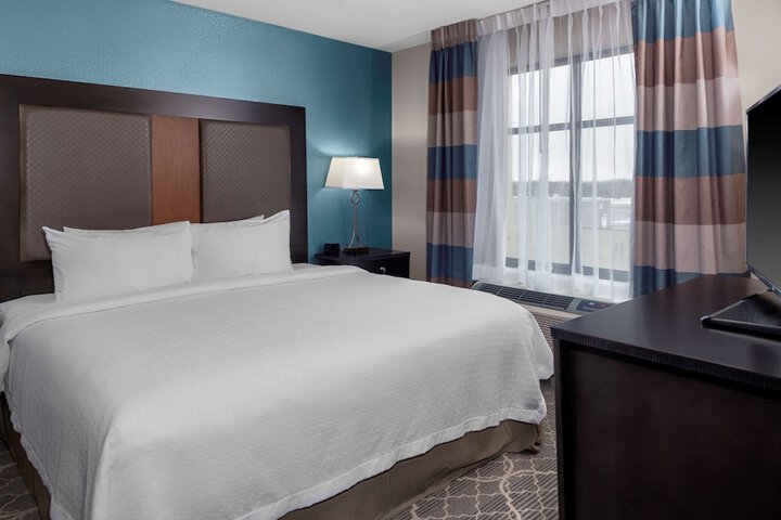 Room 10 of 27