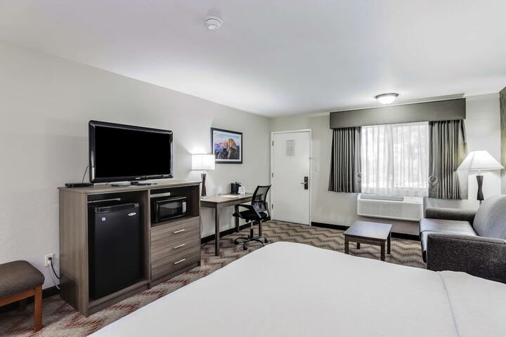 Room 29 of 63
