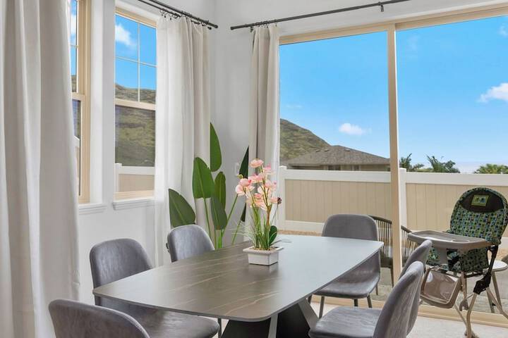 Leale'a by Avantstay Ocean + Mountain Views!