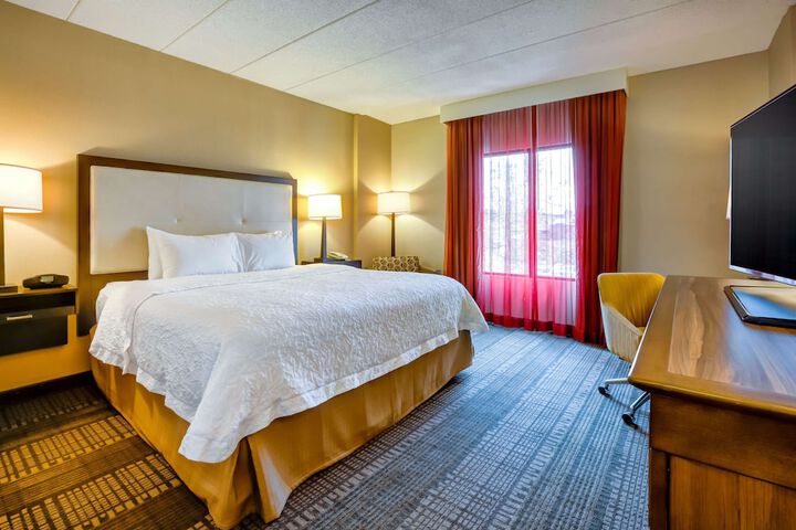 Room 25 of 60