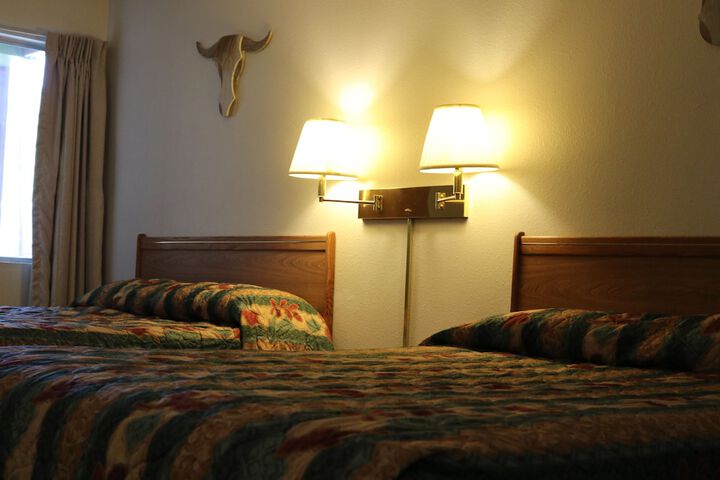Room 14 of 29