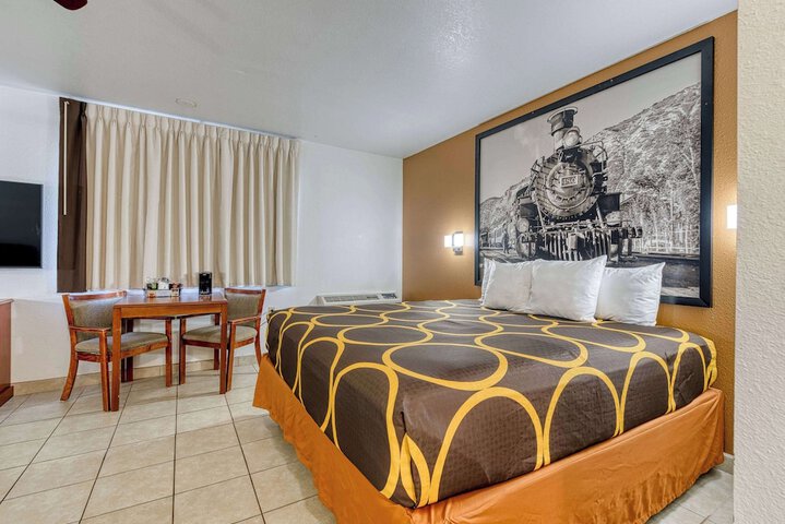 Super 8 by Wyndham Alamosa