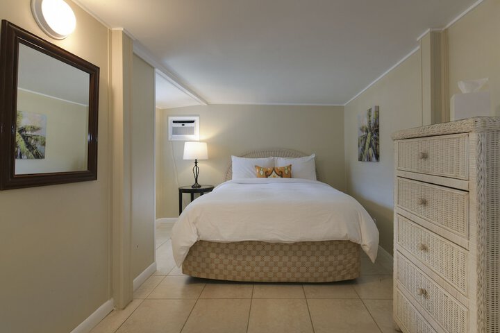 Room 60 of 95