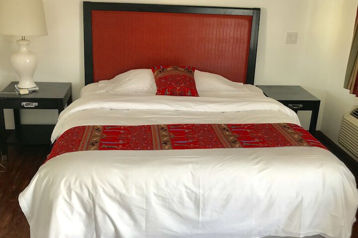 Room 40 of 51