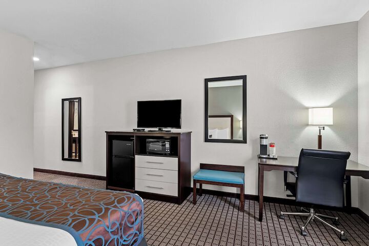Best Western Plus Magee Inn & Suites