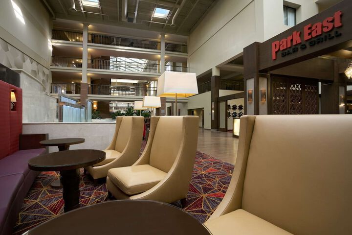 Hotel Interior 7 of 31