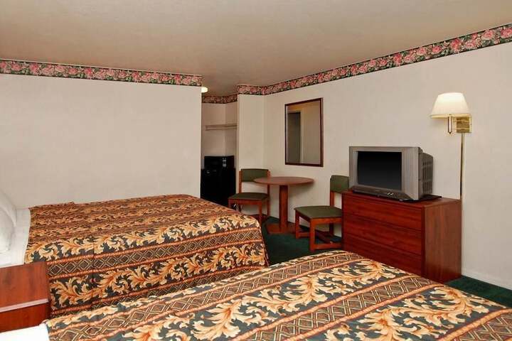 Room 21 of 34