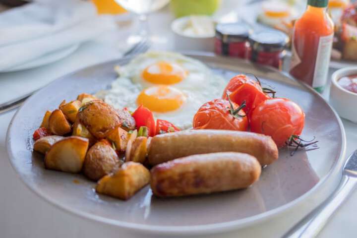 Breakfast/Coffee Service 85 of 143