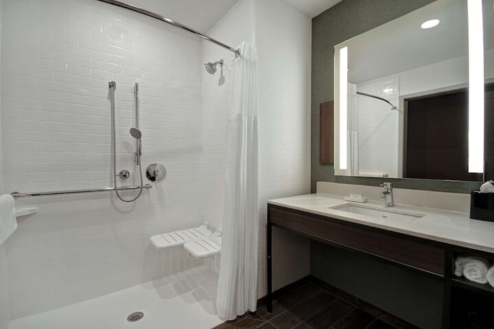 Hilton Garden Inn Kalamazoo
