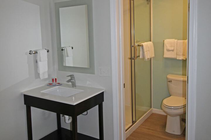 Quality Inn & Suites Lincoln I-93