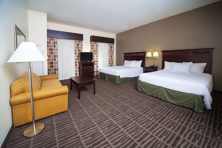 Hampton Inn & Suites Valdosta / Conference Center