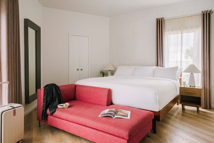 Room 40 of 60
