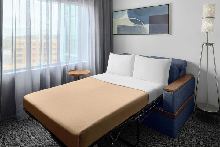 Room 30 of 47