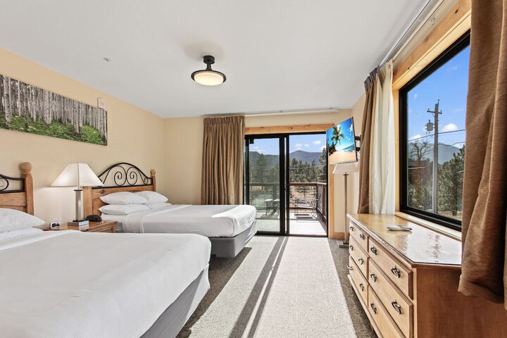 Hotel Interior 62 of 137