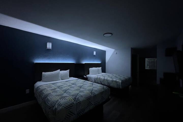 Room 8 of 15