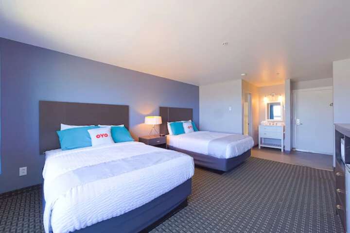 Waves Hotel NYE Beach - Newport OR