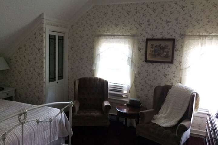 Room 29 of 54