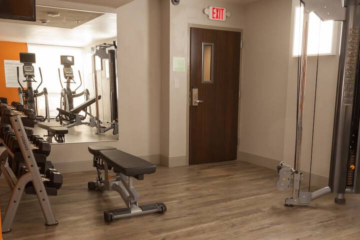 Holiday Inn Alexandria - Downtown by IHG