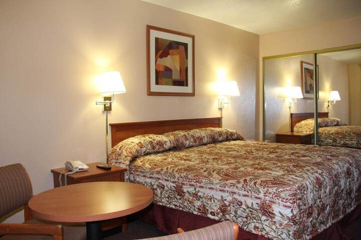 Room 22 of 52