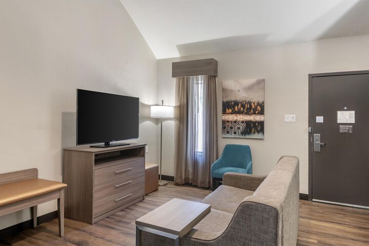 Best Western Fishkill Inn & Suites