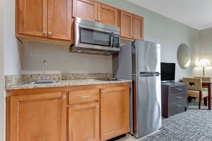 SureStay Plus Hotel by Best Western Owasso Tulsa North