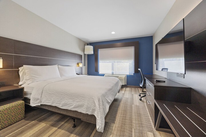 Holiday Inn Express Sunnyvale - Silicon Valley by IHG