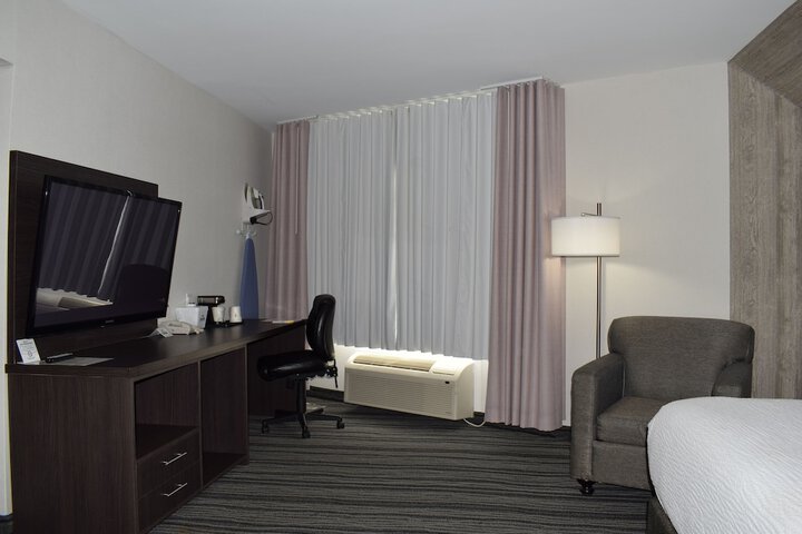 Room 21 of 25