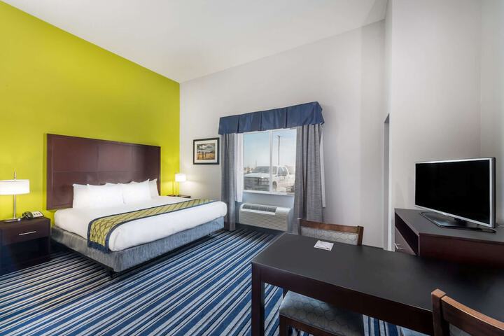 Room 11 of 26
