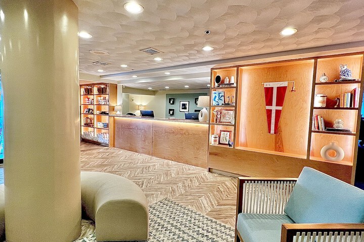 Hotel Interior 17 of 55