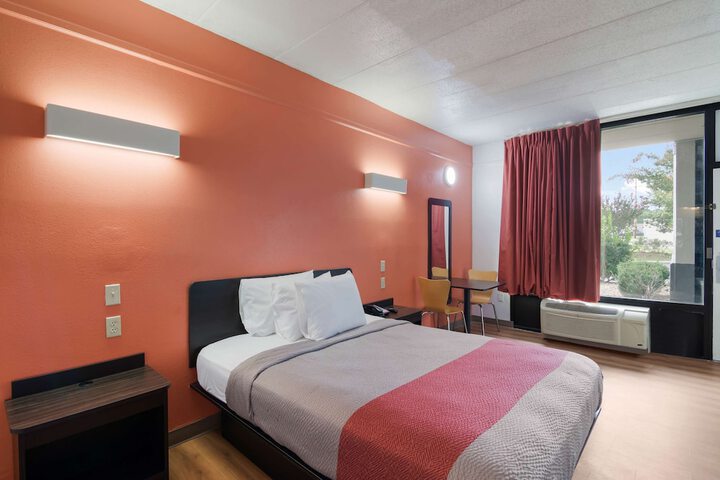 Motel 6 Seaford DE