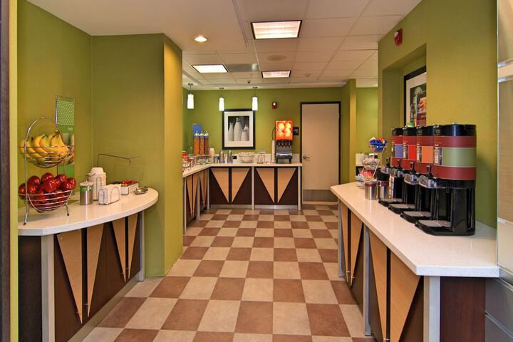 Hampton Inn & Suites Mountain View