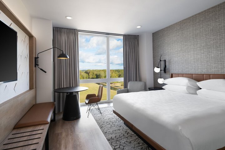 Room 21 of 69