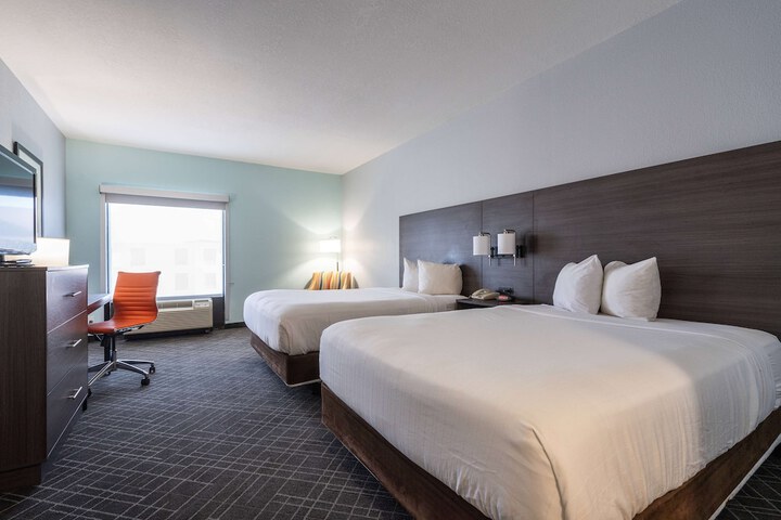 Room 21 of 62