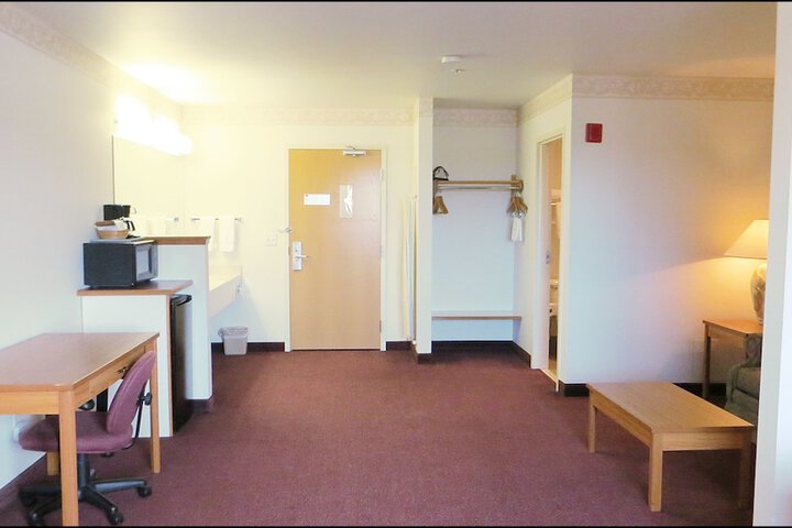 Room 43 of 72