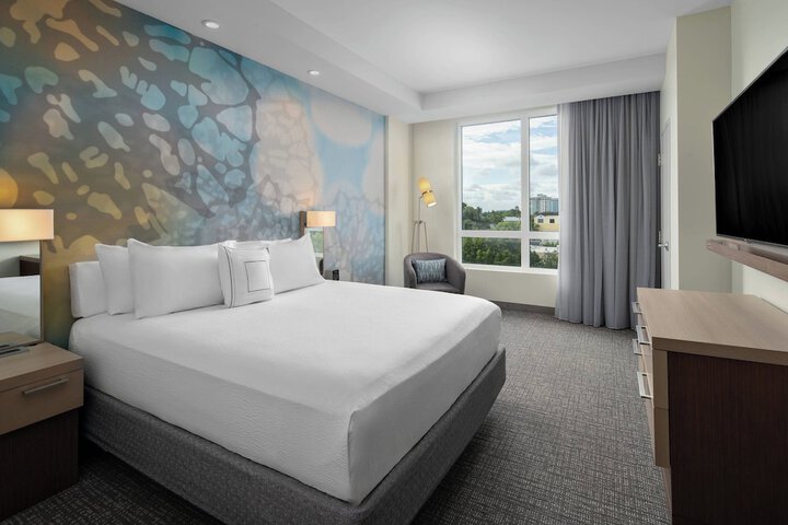 Room 42 of 62