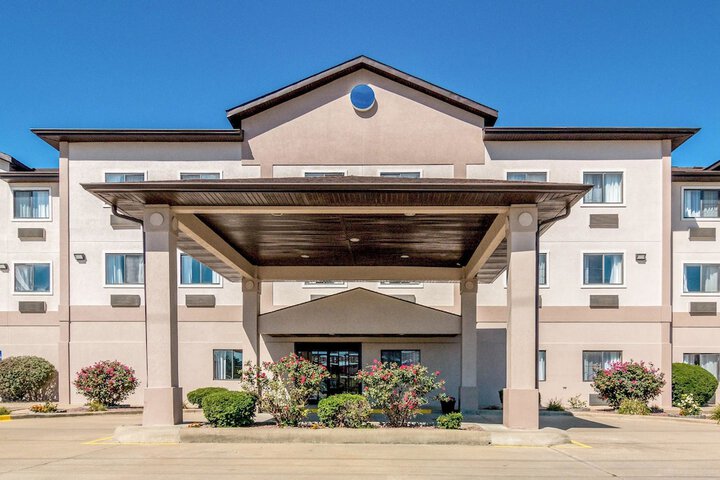Hotel 3 of 30