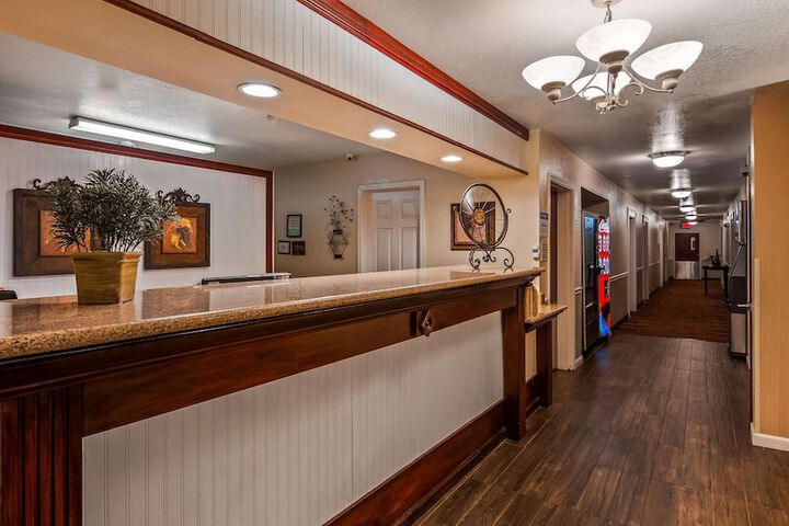 Hotel Interior 11 of 48