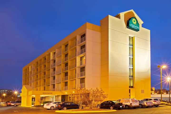 Hotel 4 of 60