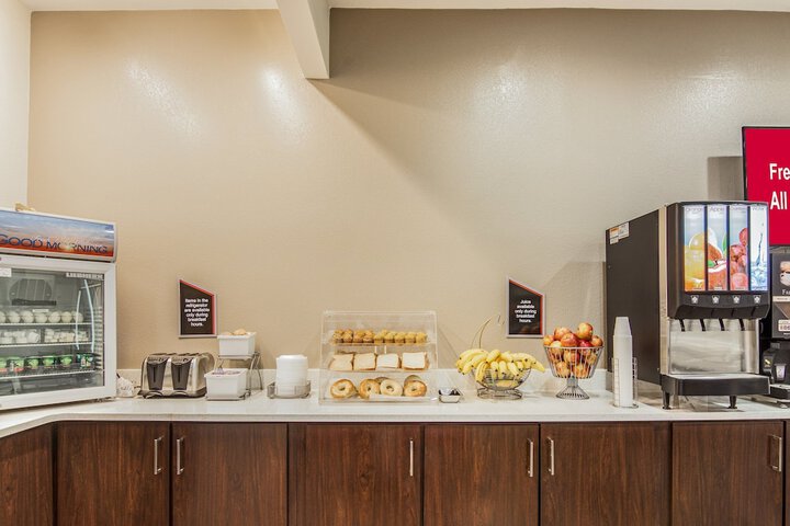 Breakfast/Coffee Service 41 of 42