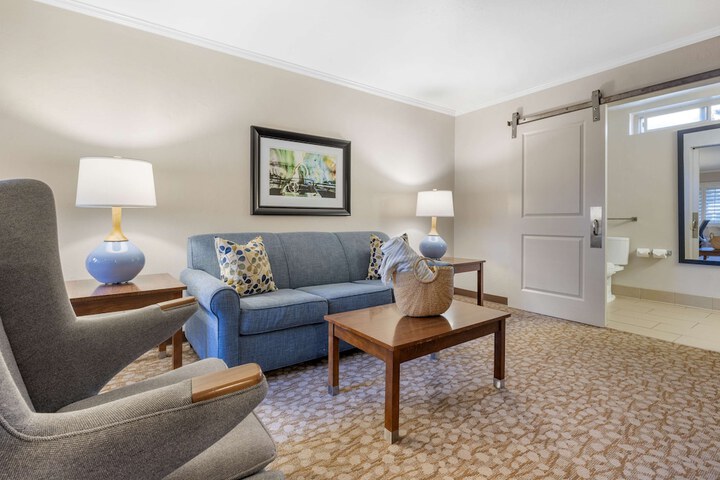 Room 32 of 44