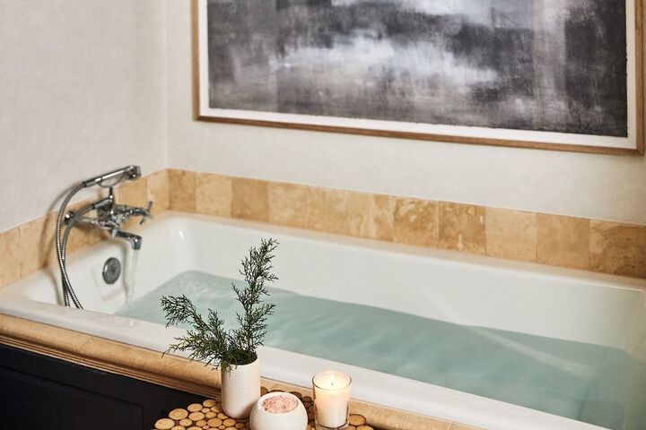 Madeline Hotel & Residences Auberge Collection