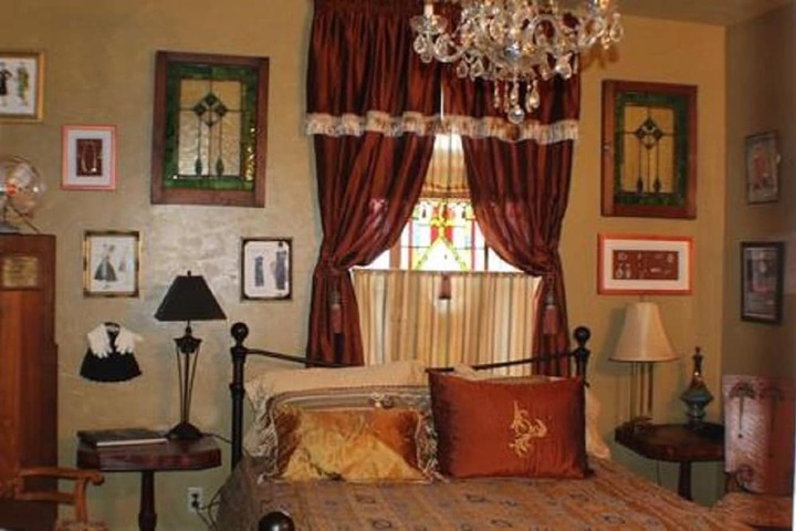 Room 12 of 41