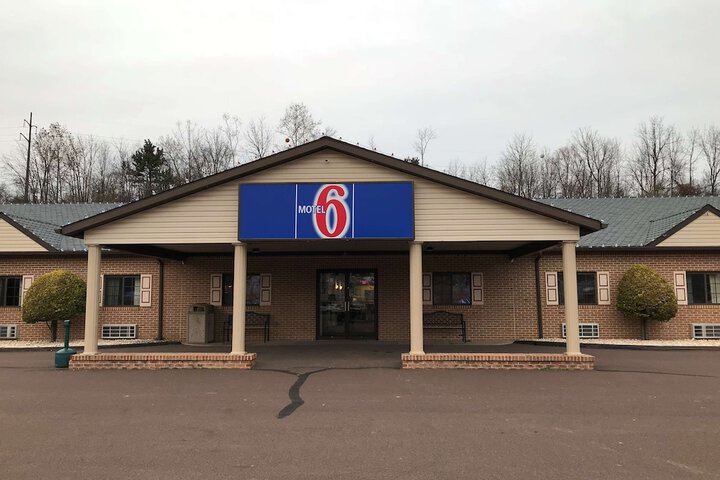 Motel 6 Bloomsburg PA