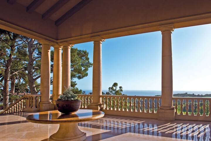 The Resort at Pelican Hill