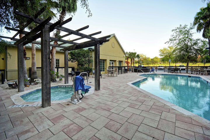 Homewood Suites by Hilton Ocala at Heath Brook